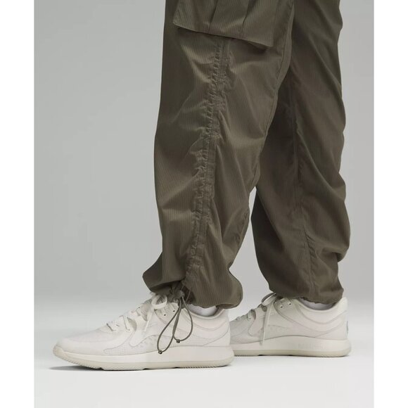 Lululemon Women's Dance Studio Relaxed-Fit Mid-Rise Cargo Pants Green - Picture 5 of 12